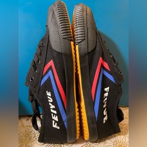 FEIYUE FE LO 1920 CANVAS MENS SIZE 9 BNWT